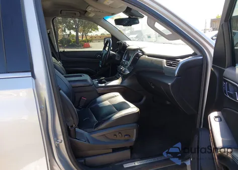 2018 Chevrolet Suburban Lt z USA, uszkodzony, nr VIN 1GNSCHKC6JR284115